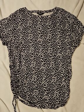 Simply Vera Vera Wang Black and White Side-Tie Short Sleeve Top